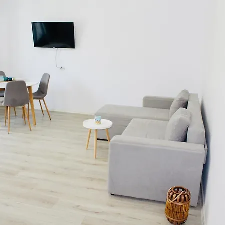 Bliss - Sea View Mamaia Nord Apartment Navodari