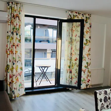 Bliss - Sea View Mamaia Nord Apartment *
